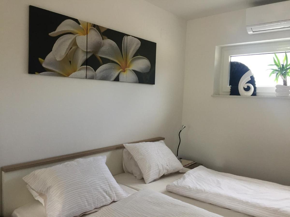 Studio Apartmani Biser 1, 2, 3 Deluxe Tuheljske Toplice Exteriör bild
