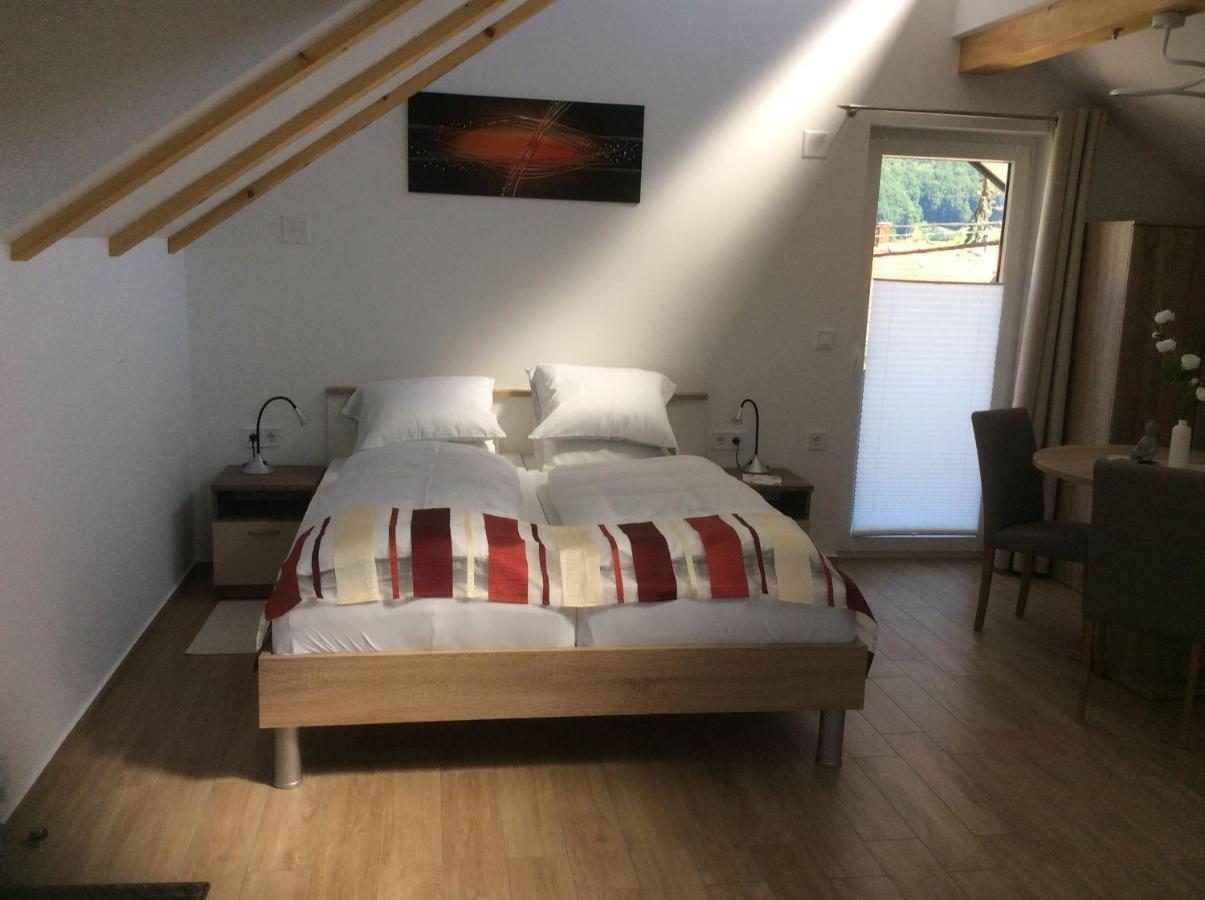Studio Apartmani Biser 1, 2, 3 Deluxe Tuheljske Toplice Exteriör bild