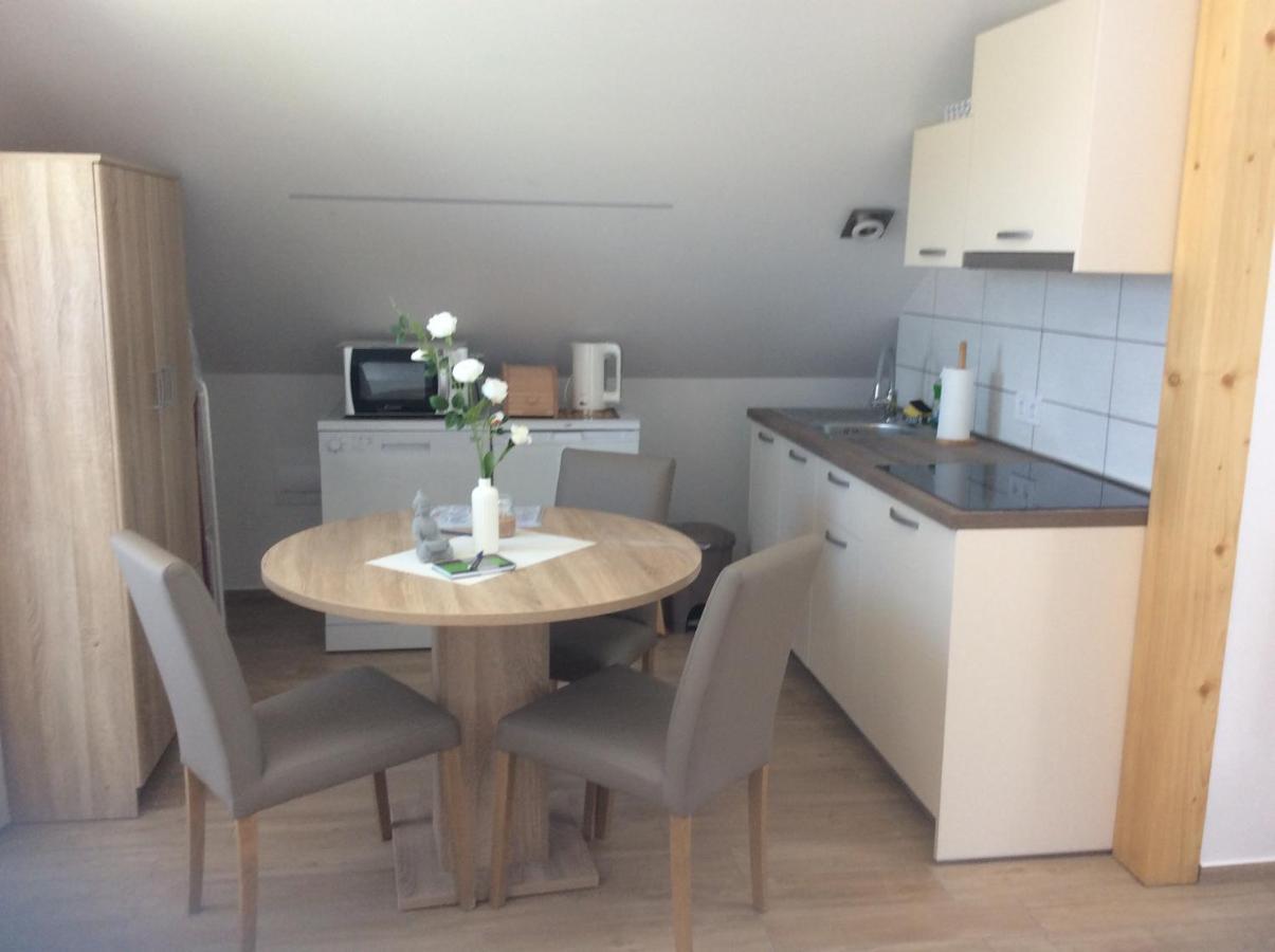 Studio Apartmani Biser 1, 2, 3 Deluxe Tuheljske Toplice Exteriör bild