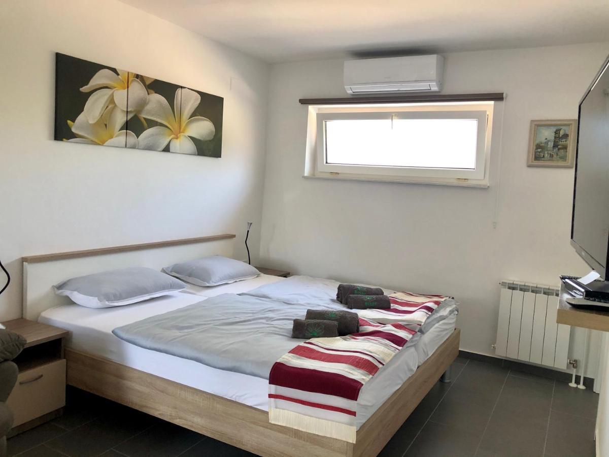 Studio Apartmani Biser 1, 2, 3 Deluxe Tuheljske Toplice Exteriör bild