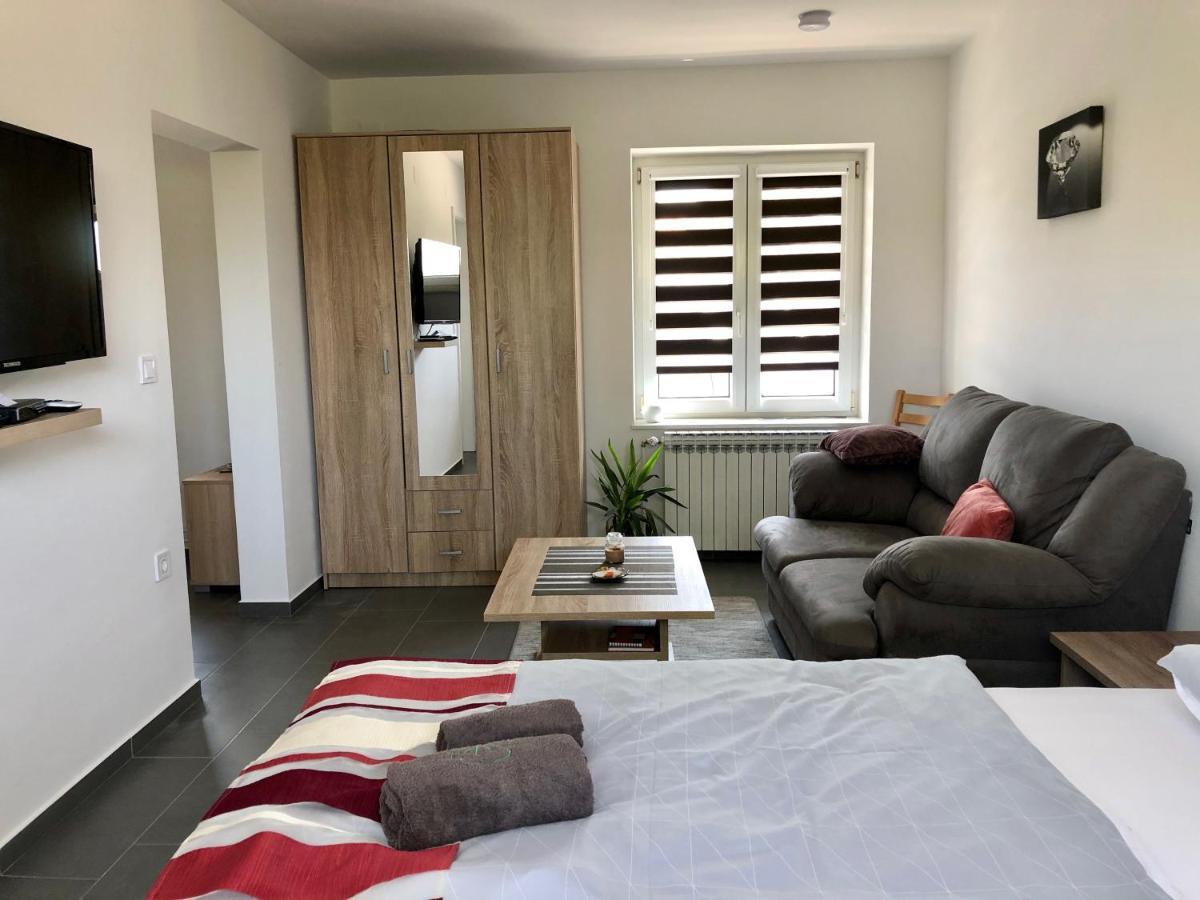 Studio Apartmani Biser 1, 2, 3 Deluxe Tuheljske Toplice Exteriör bild